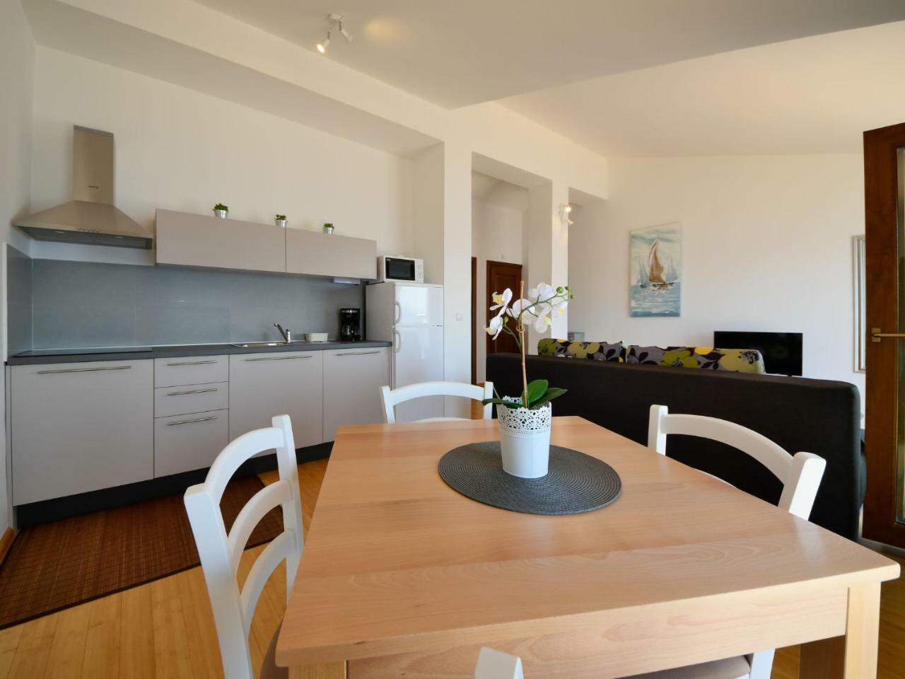 Apartment Val 2-1 By Interhome Sveti Juraj Luaran gambar